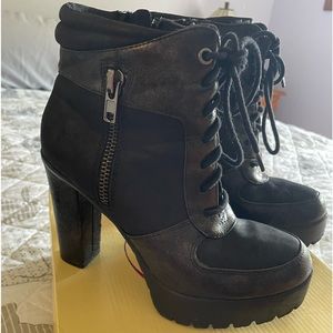4” ankle bootie